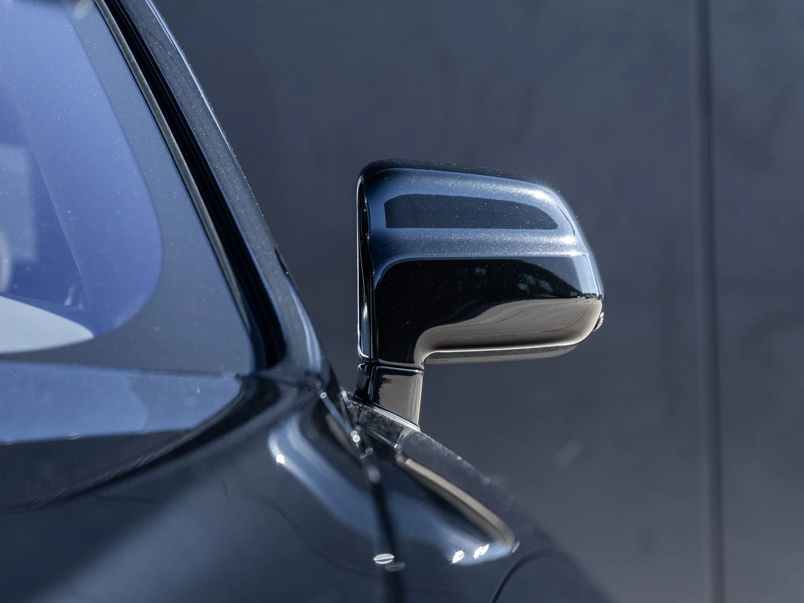 2027 Rolls-Royce Ghost Series II, 19/20
