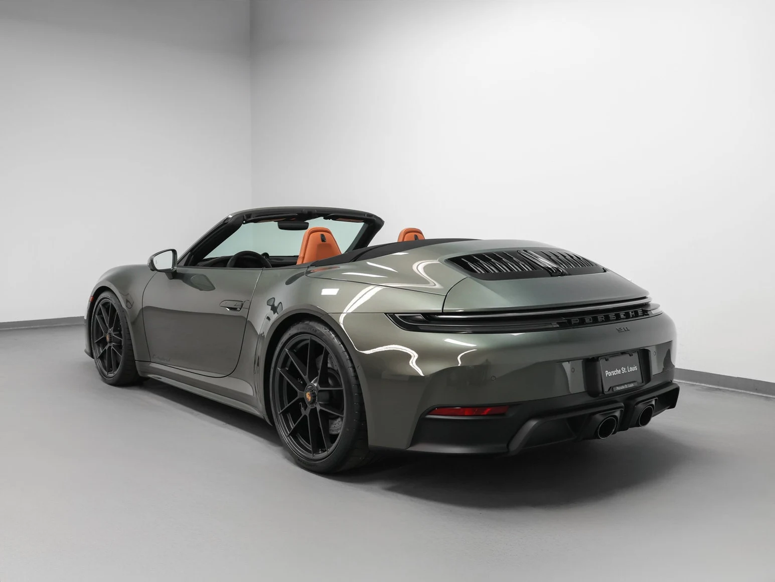 2026 Porsche 911 Carrera GTS Cabriolet (992.2), 3/20