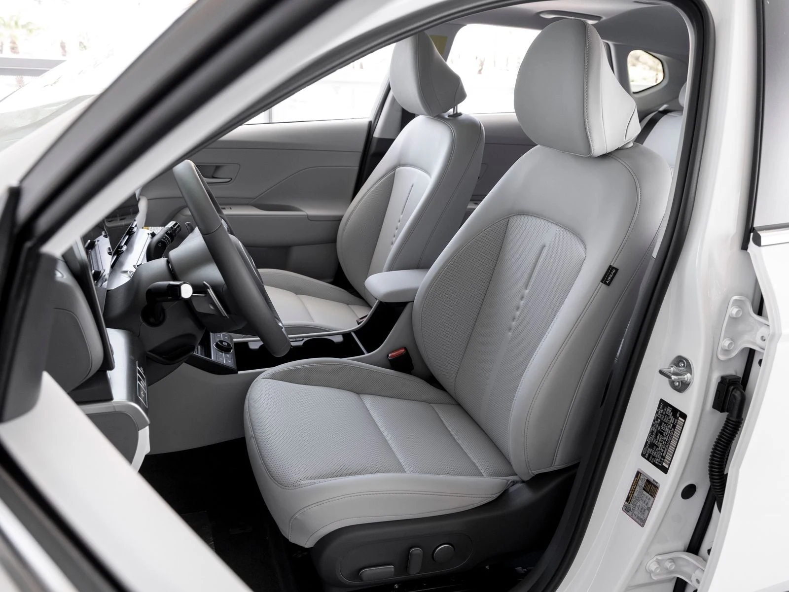 2027 Hyundai Kona Limited (SX2), 10/20