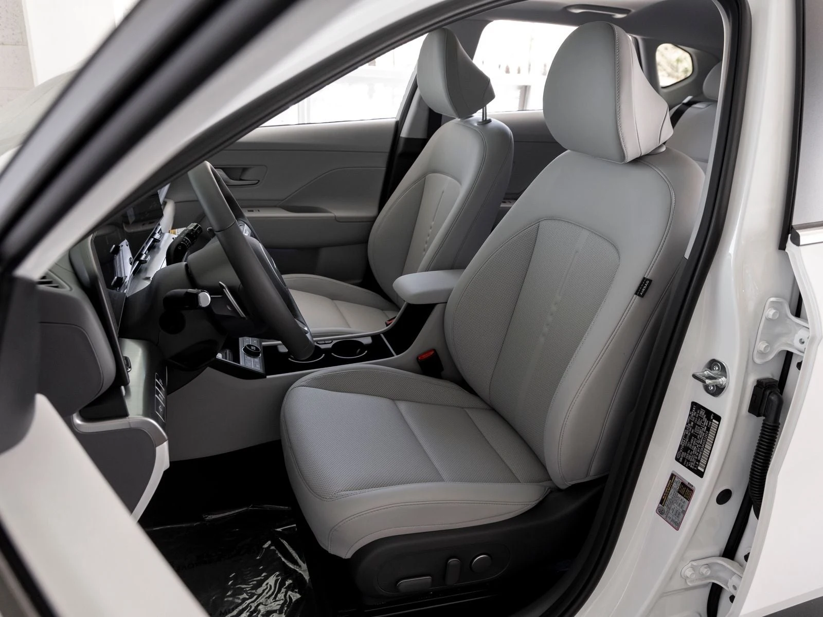 2027 Hyundai Kona Limited (SX2), 10/20