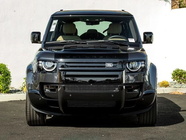 2026 Land Rover Defender 110 X (L663), 3/20