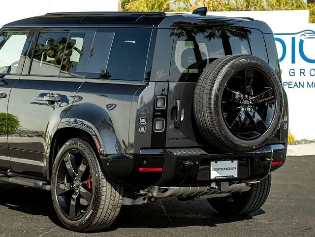 2026 Land Rover Defender 110 X (L663), 10/20