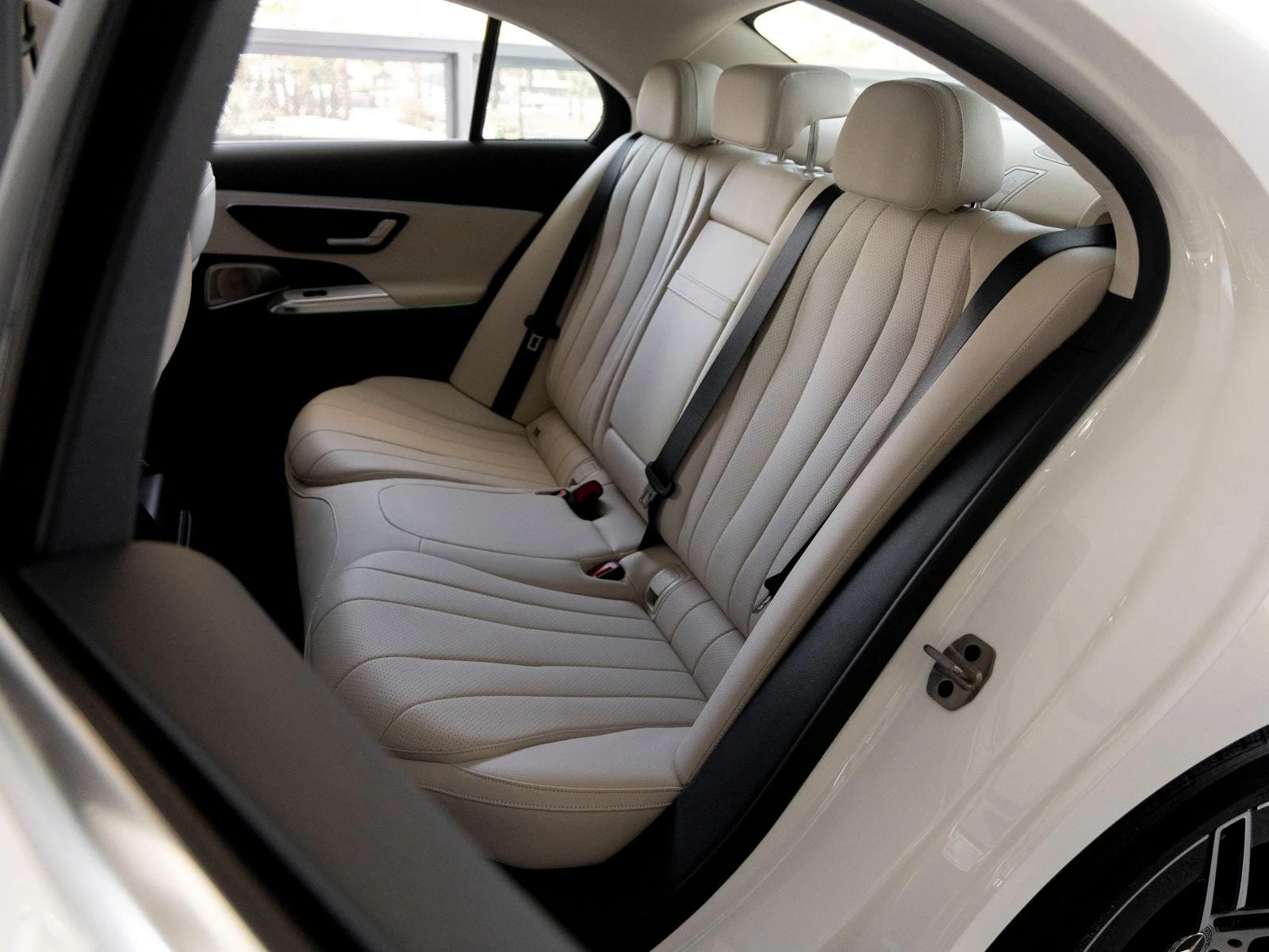 2027 Mercedes-Benz E 350 (W214), 19/20