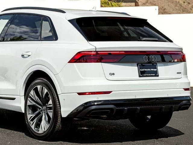 2026 Audi Q8 55 Premium Plus quattro (4M), 10/20
