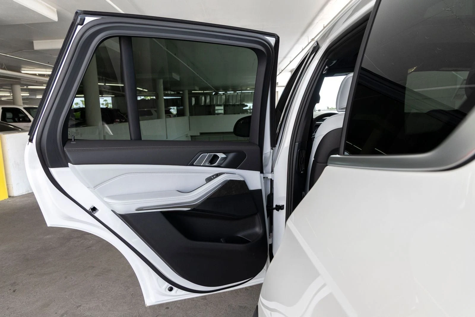 2026 BMW X5 xDrive50e (G05), 19/20