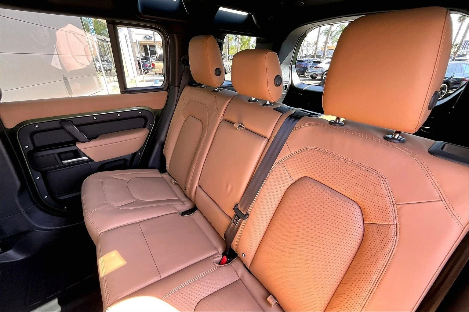2026 Land Rover Defender 110 X-Dynamic SE (L663), 10/14