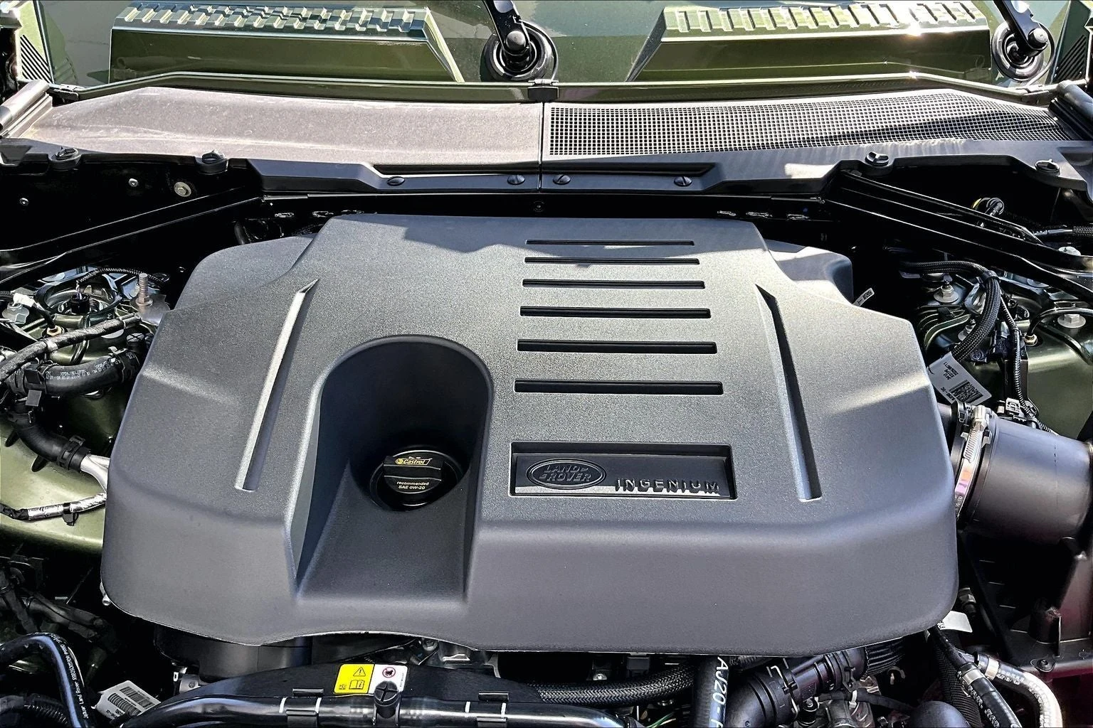 2026 Land Rover Defender 110 X-Dynamic SE (L663), 11/14