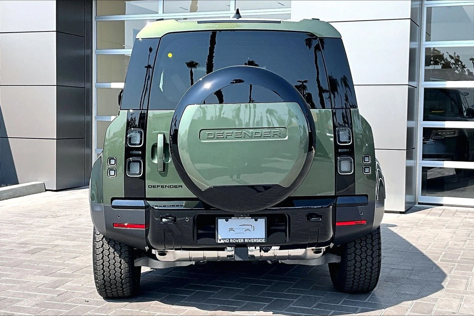 2026 Land Rover Defender 110 S (L663), 4/13