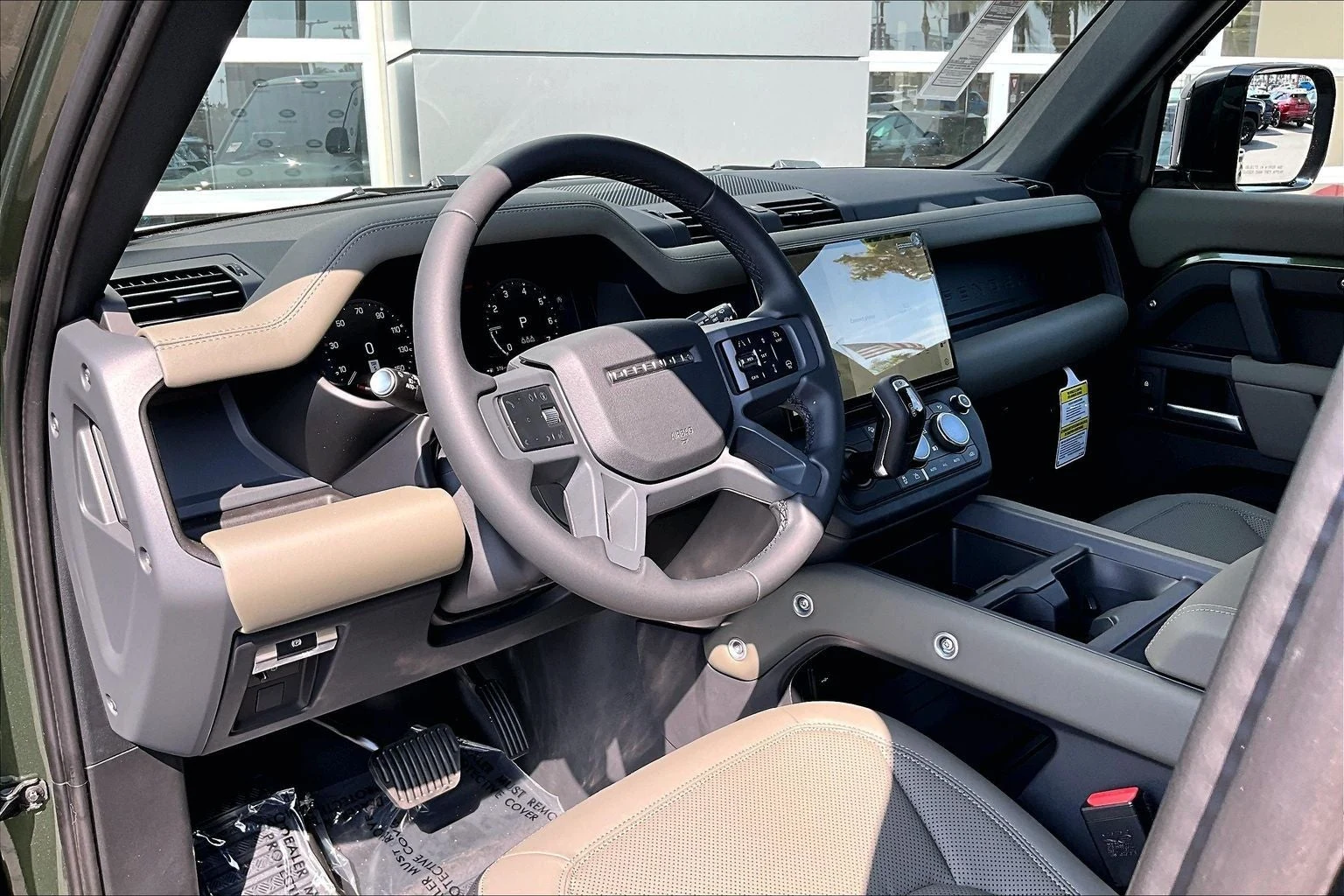 2026 Land Rover Defender 110 S (L663), 6/13