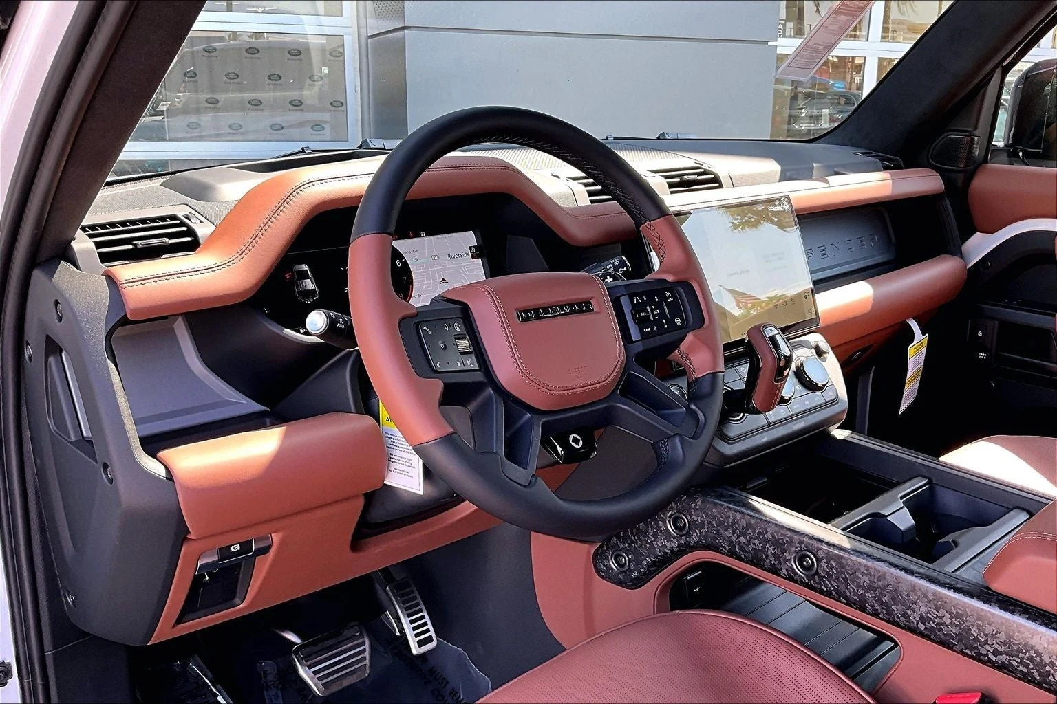 2026 Land Rover Defender OCTA (L663), 6/14