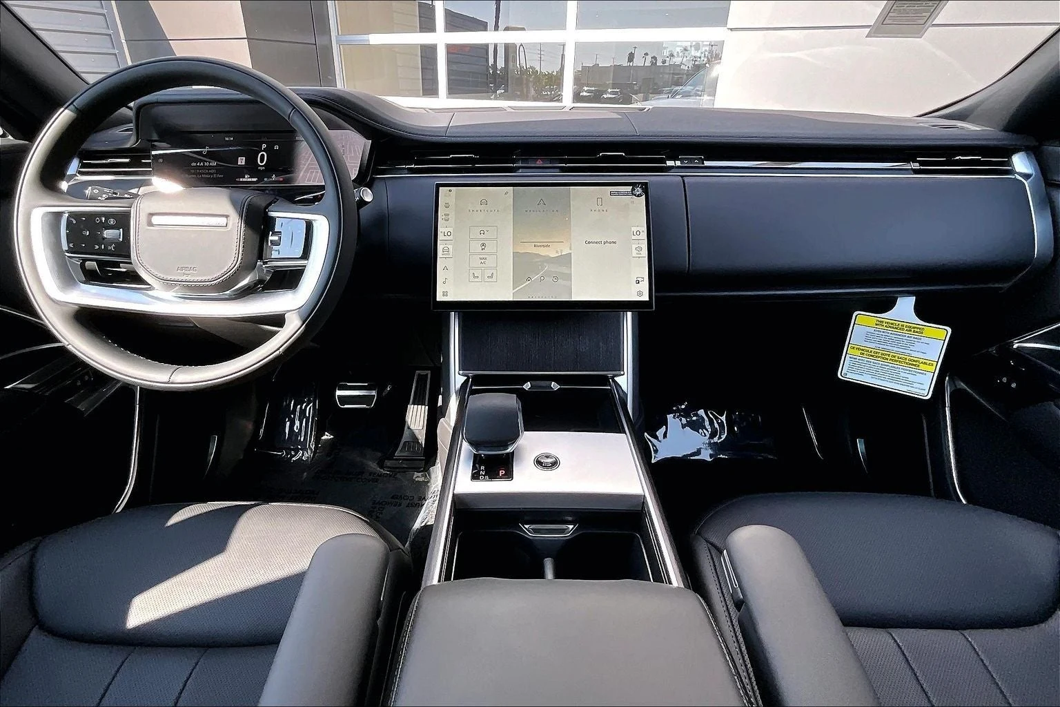 2026 Land Rover Range Rover SE LWB (L460), 5/15