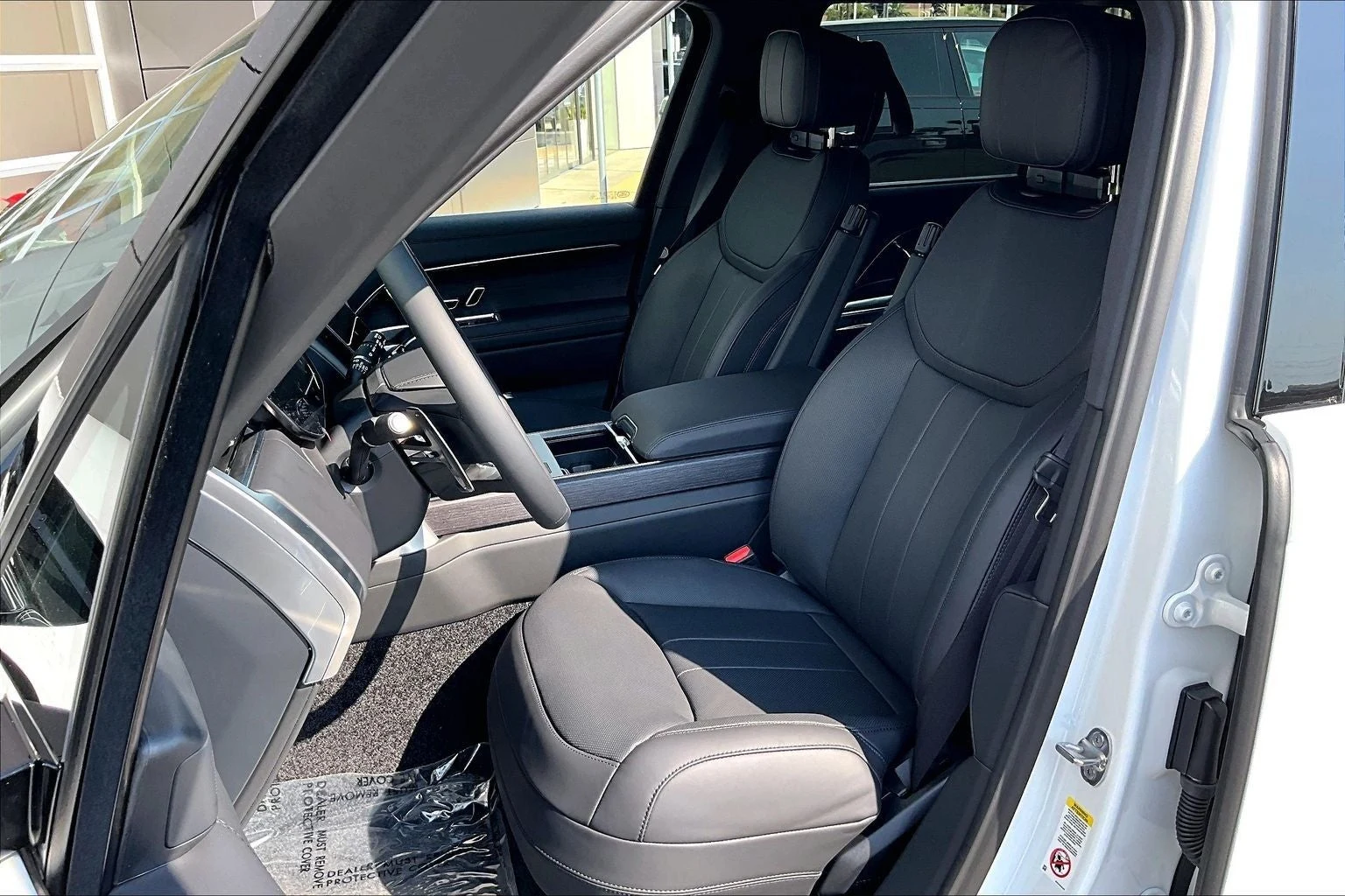 2026 Land Rover Range Rover SE LWB (L460), 9/15