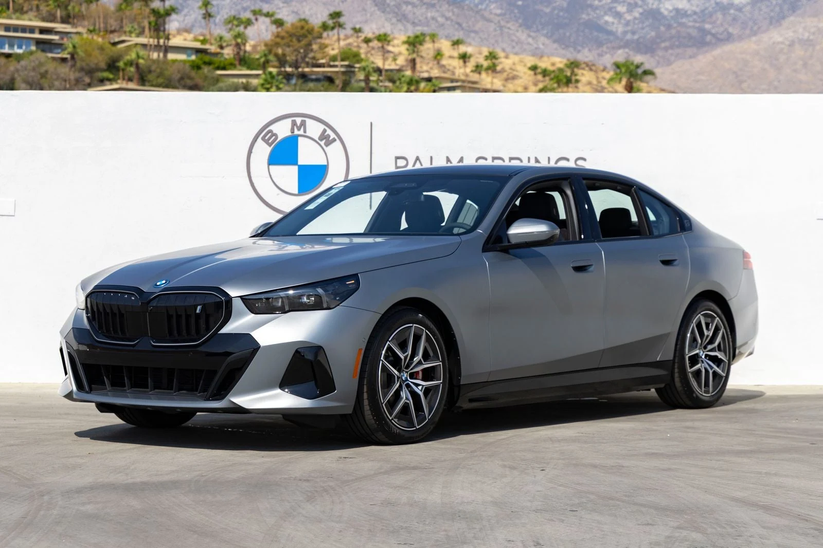 BMW i5 eDrive40 (G60) · Frozen Pure Grey Metallic · Indigo Auto Group