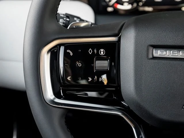 2026 Land Rover Discovery Sport Landmark (L550), 19/20