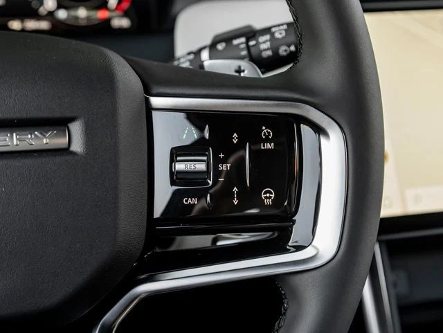 2026 Land Rover Discovery Sport Landmark (L550), 20/20