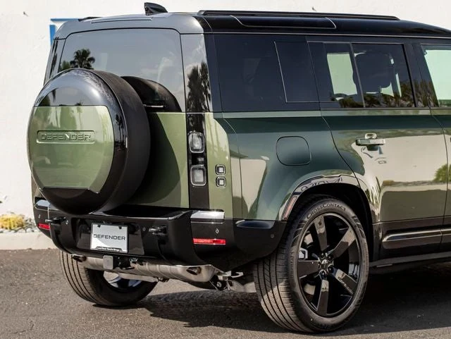2026 Land Rover Defender 110 X-Dynamic SE (L663), 7/20