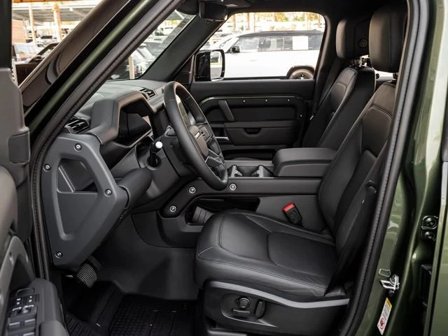 2026 Land Rover Defender 110 X-Dynamic SE (L663), 14/20