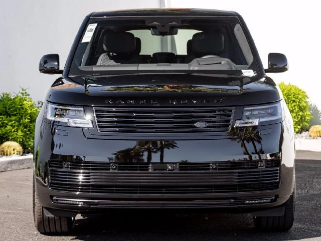 2026 Land Rover Range Rover SV Black LWB (L460), 3/20