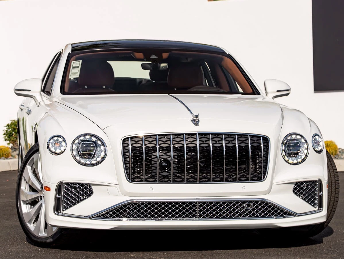 Bentley Flying Spur Azure (4th Generation) · Glacier White · Indigo Auto Group