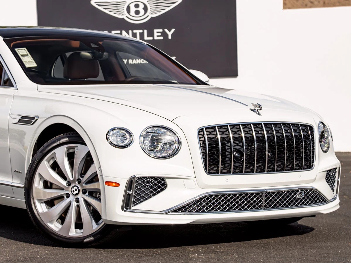 2026 Bentley Flying Spur Azure (4th Generation), 8/20