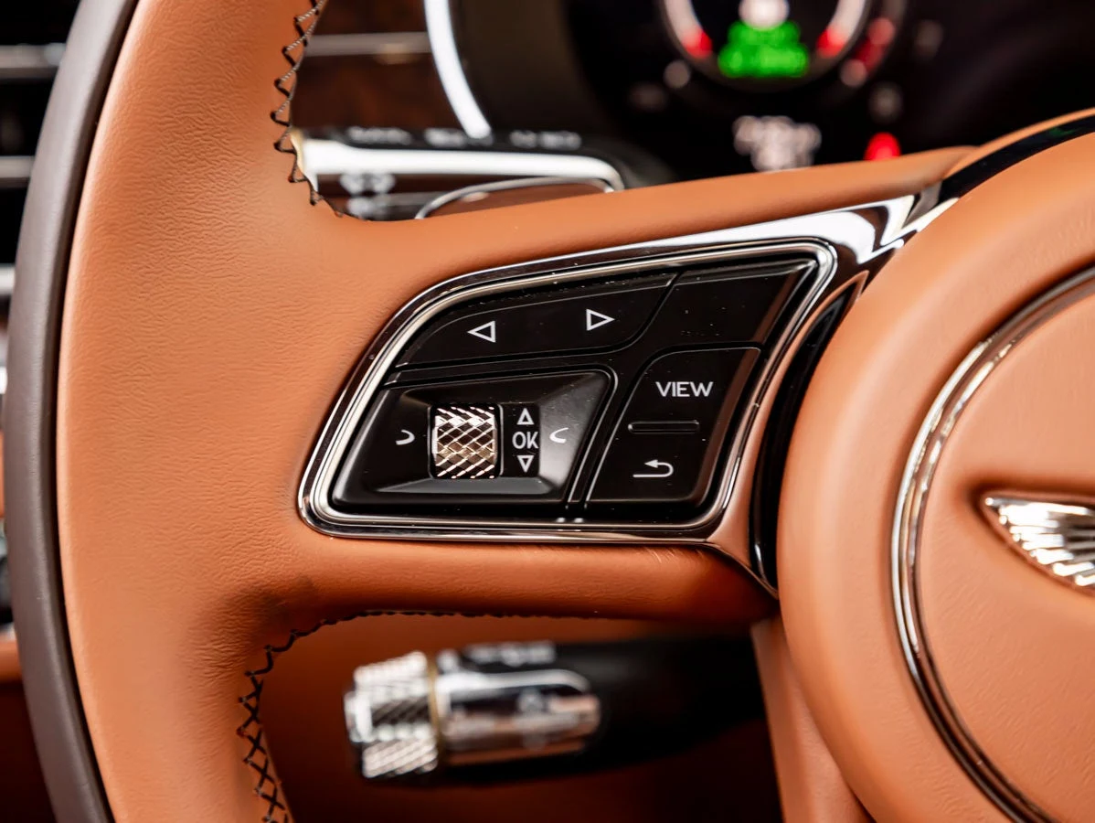 2026 Bentley Flying Spur Azure (4th Generation), 19/20