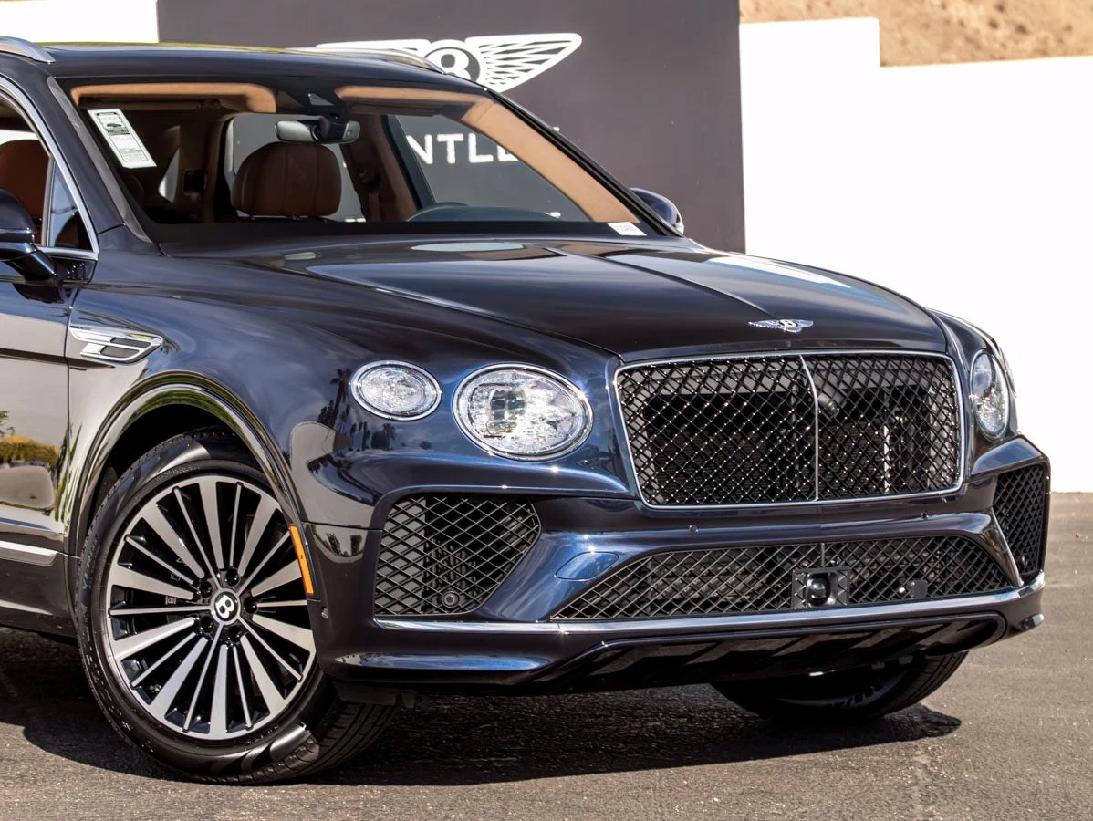 2026 Bentley Bentayga V8, 8/20
