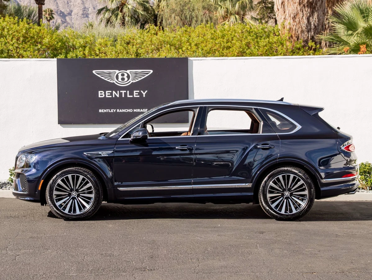 2026 Bentley Bentayga V8, 13/20