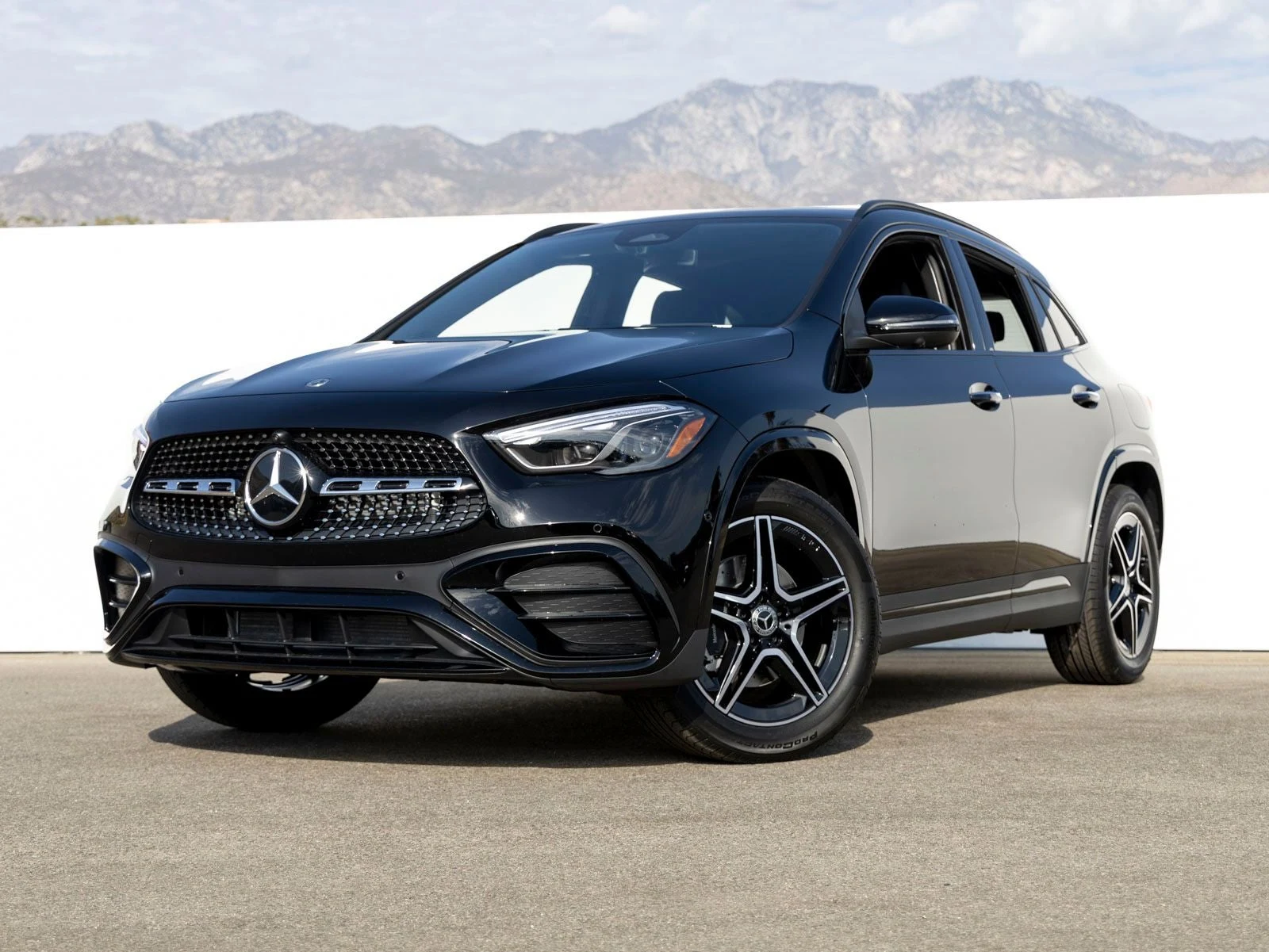 Mercedes-Benz GLA 250 (H247) · Night Black · Indigo Auto Group