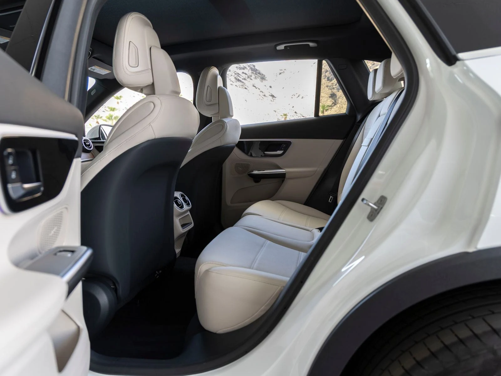 2027 Mercedes-Benz GLC 300 (X254), 19/20