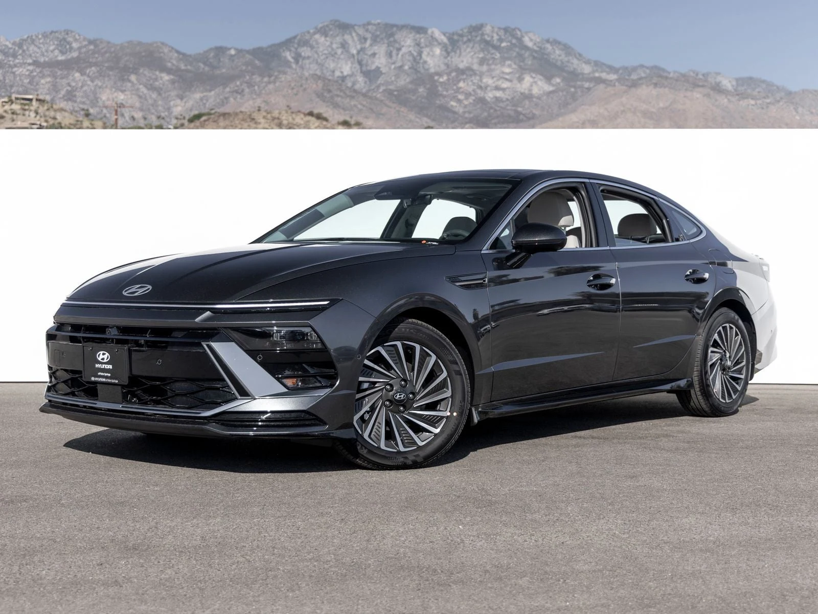 Hyundai Sonata Hybrid Limited (2024 Update) · Portofino Gray · Indigo Auto Group