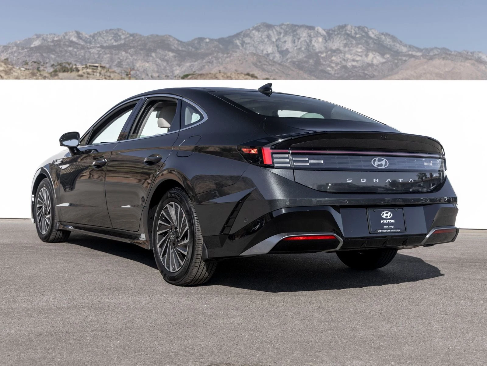2026 Hyundai Sonata Hybrid Limited (2024 Update), 4/20