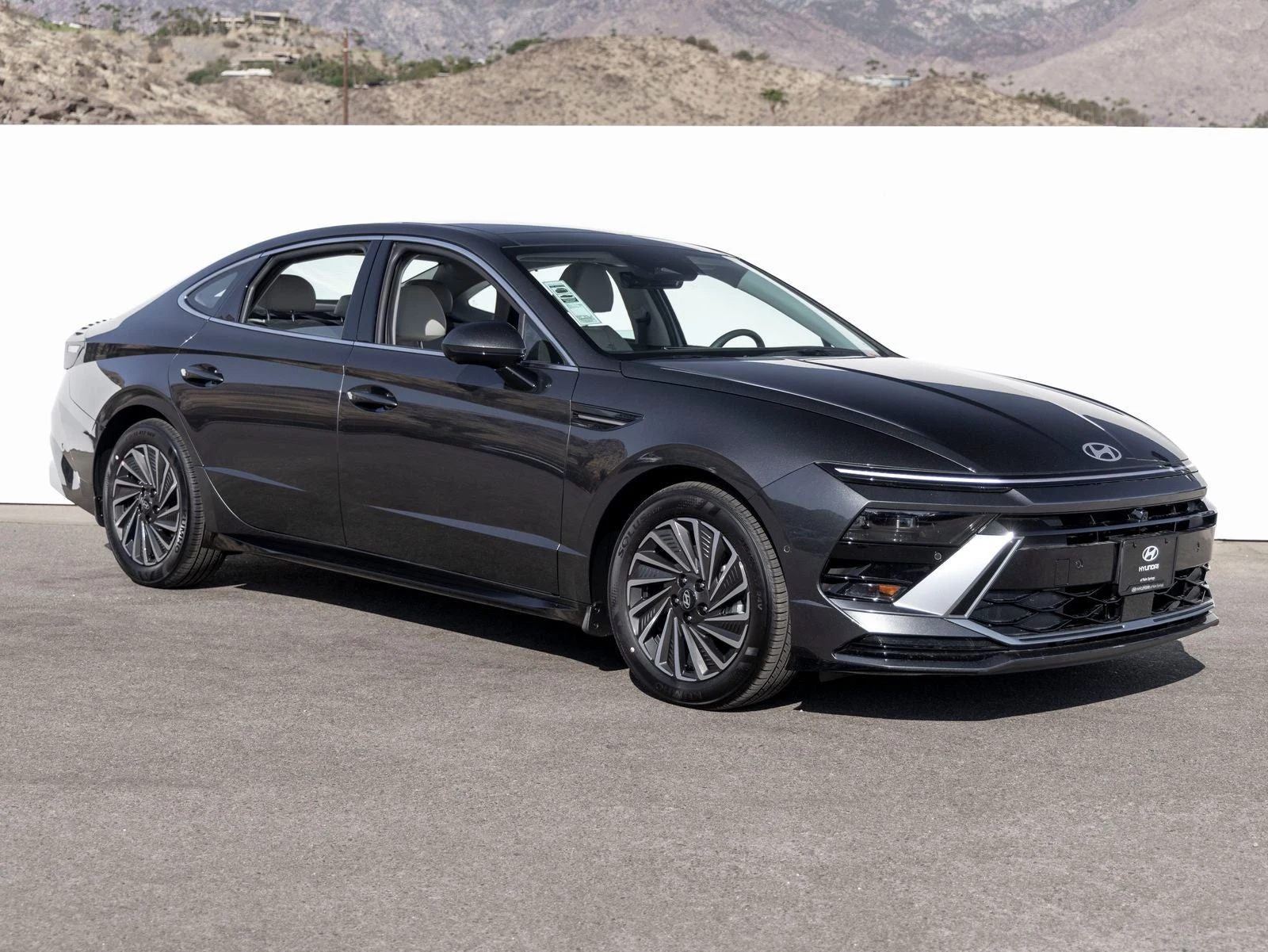 2026 Hyundai Sonata Hybrid Limited (2024 Update), 8/20