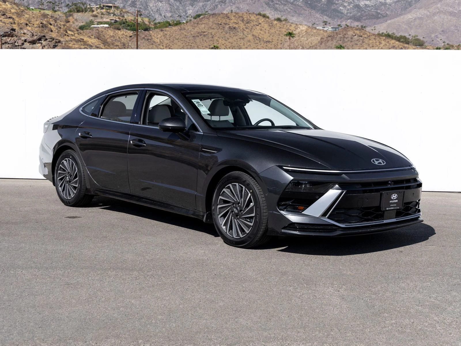 2026 Hyundai Sonata Hybrid Limited (2024 Update), 8/20