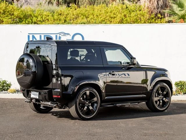 2026 Land Rover Defender 90 V8 (L663), 6/20