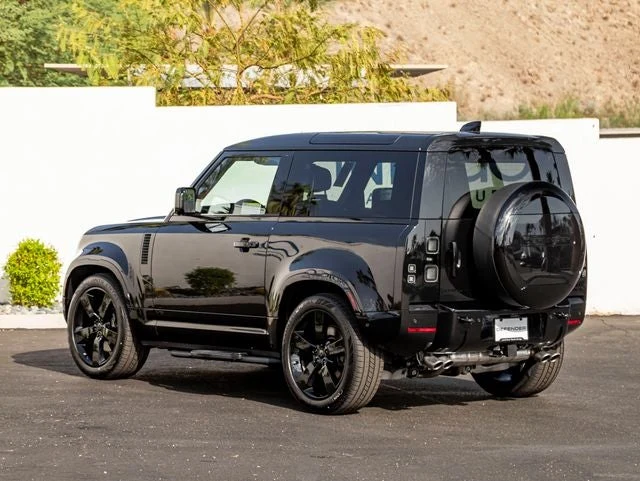 2026 Land Rover Defender 90 V8 (L663), 9/20