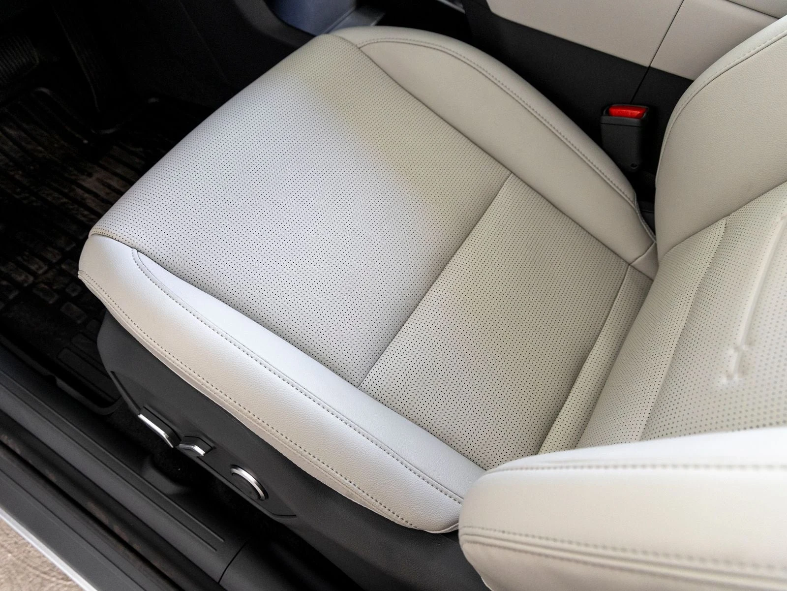 2026 Hyundai Santa Fe Limited 7 Passenger (MX5), 12/20