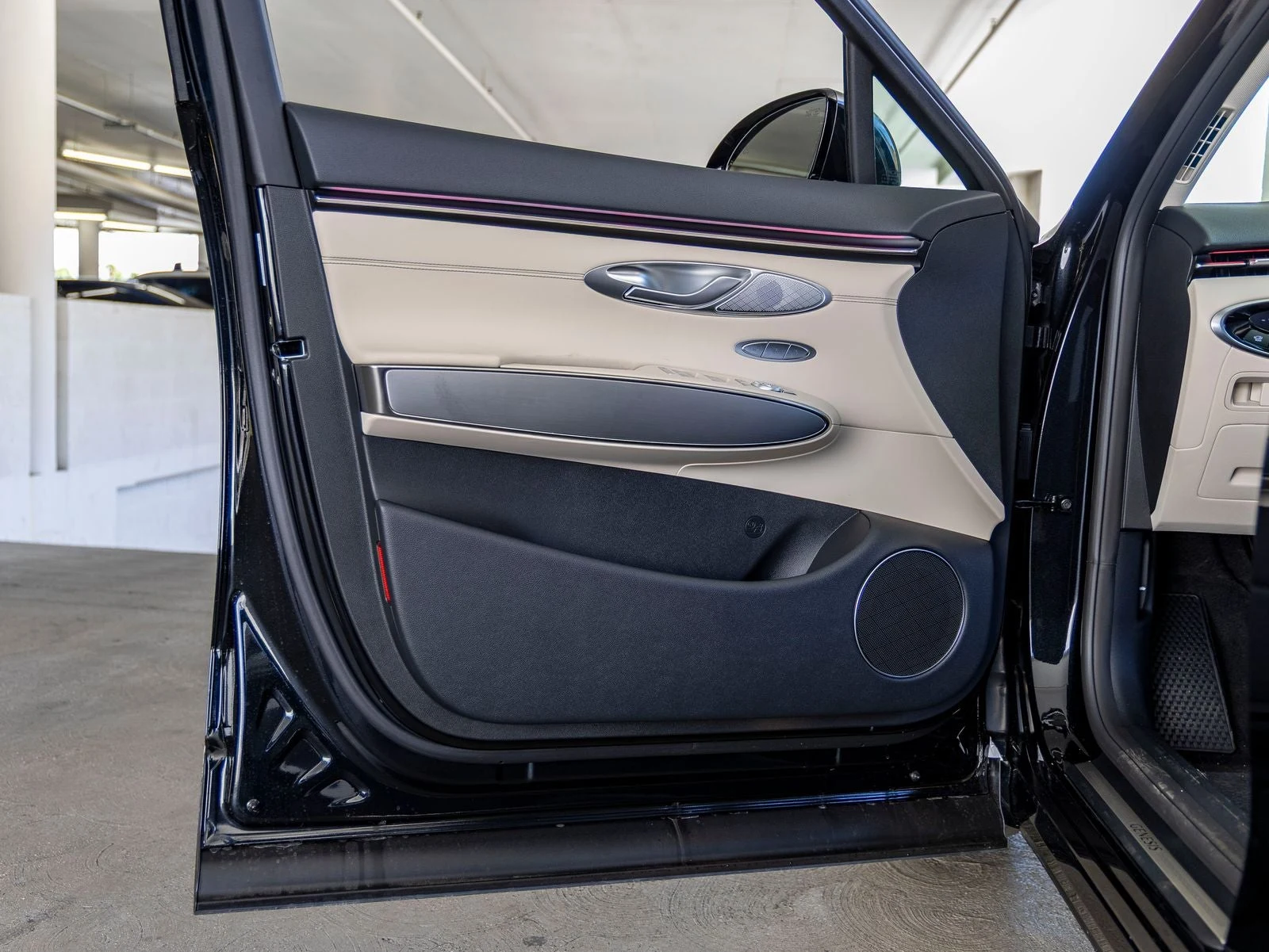 2027 Genesis GV70 2.5T Select (2024 Update), 14/20