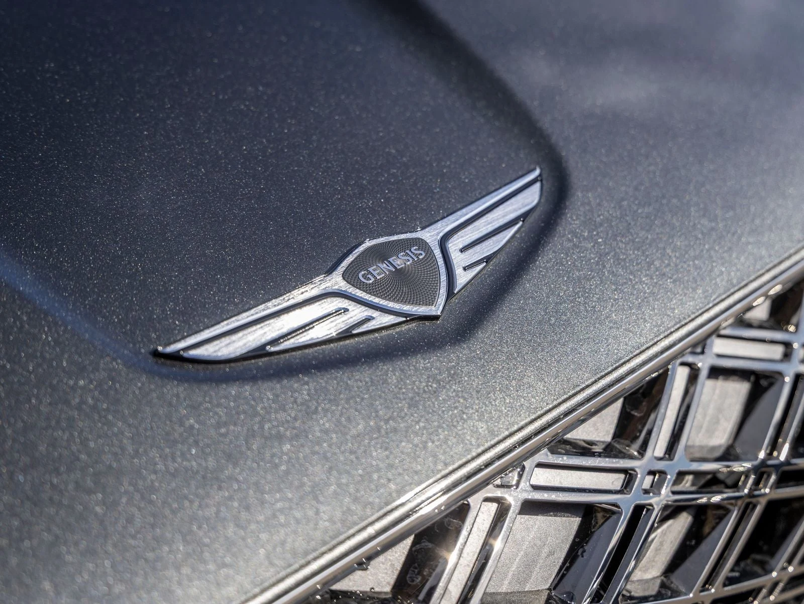 2027 Genesis GV70 2.5T Select (2024 Update), 3/20