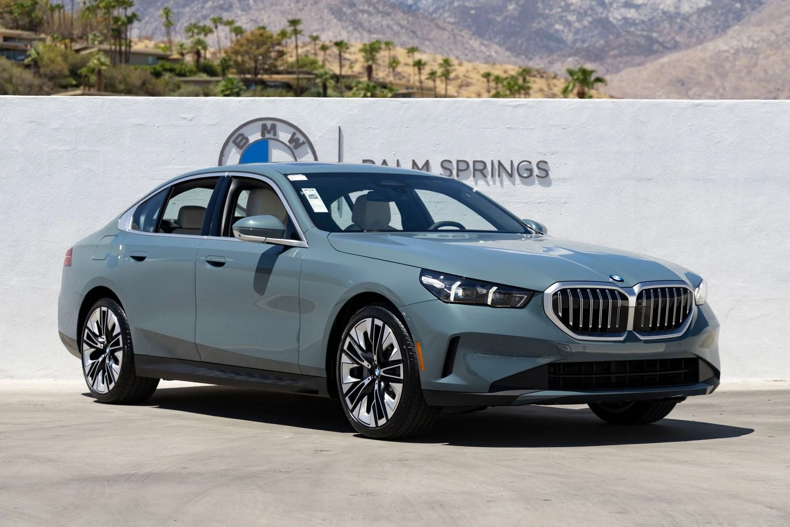 2027 BMW 530i (G60), 2/20