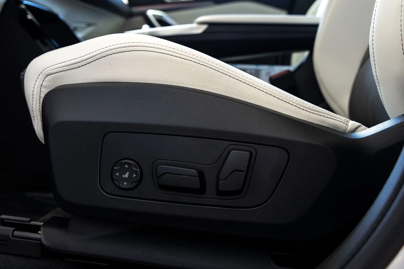 2026 BMW X1 xDrive28i (U11), 16/20
