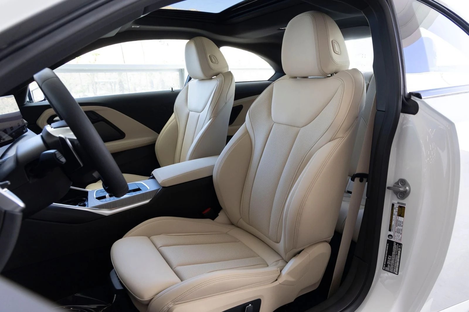 2026 BMW 230i Coupé (G42), 17/20