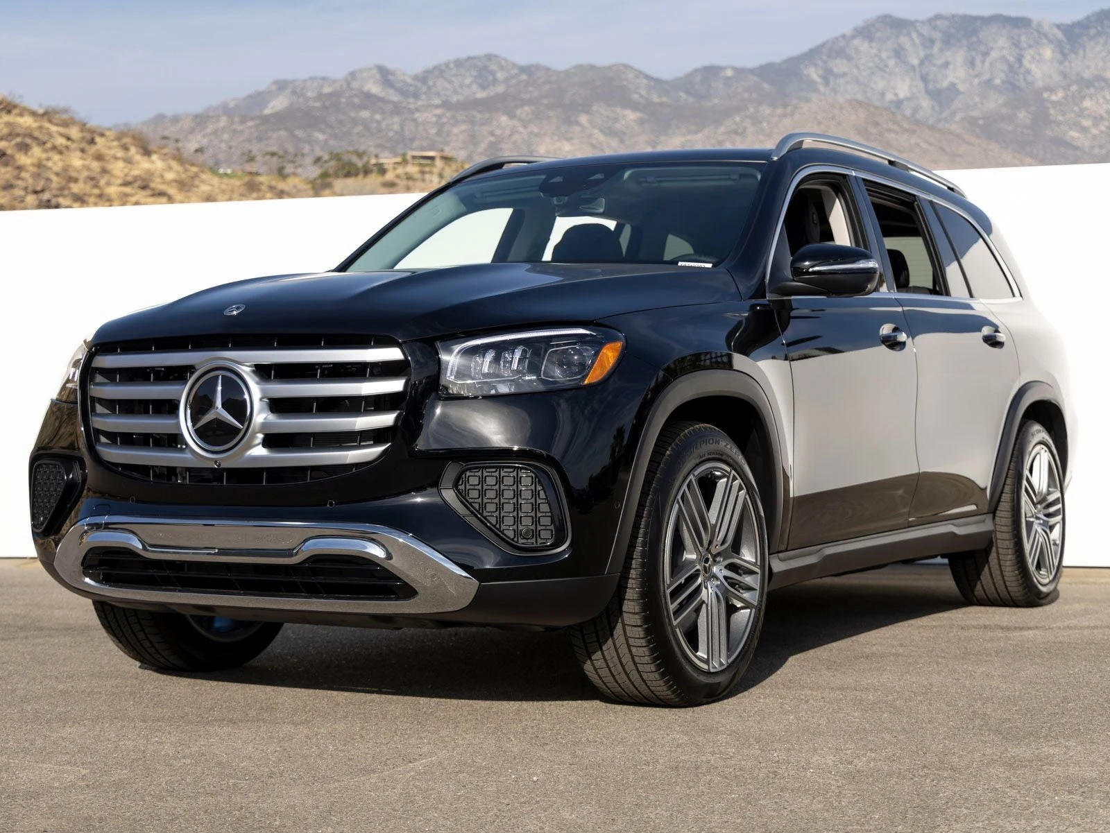 2026 Mercedes-Benz GLS 450 4MATIC (X167), 2/20