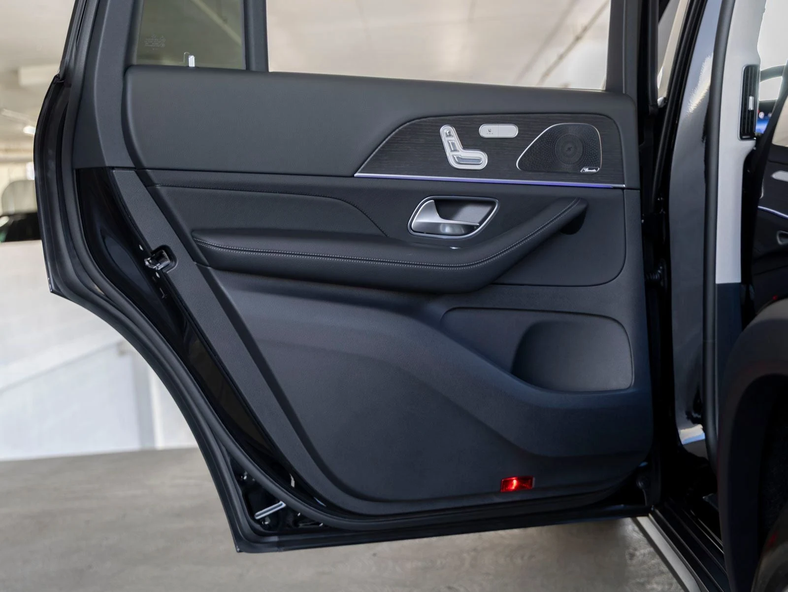 2026 Mercedes-Benz GLS 450 4MATIC (X167), 18/20