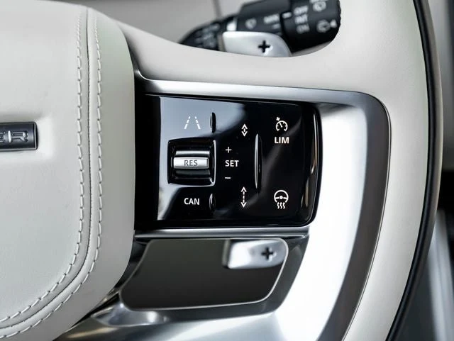 2026 Land Rover Range Rover SE (L460), 20/20