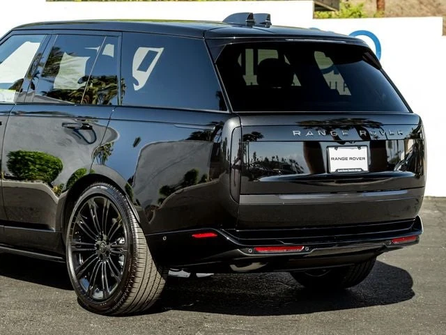 2026 Land Rover Range Rover SE (L460), 10/20