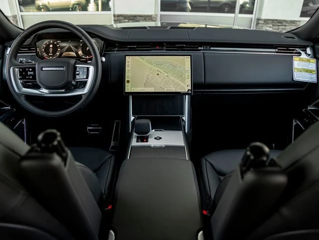 2026 Land Rover Range Rover SE (L460), 18/20