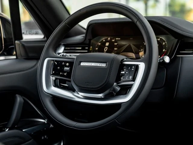 2026 Land Rover Range Rover SE (L460), 19/20