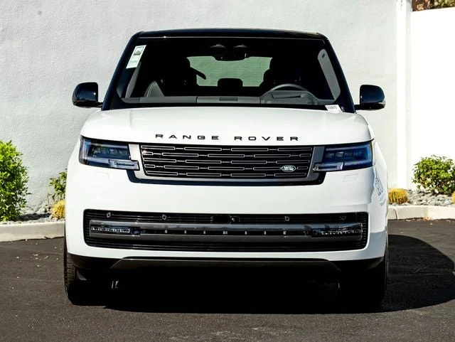 2026 Land Rover Range Rover SE (L460), 3/20