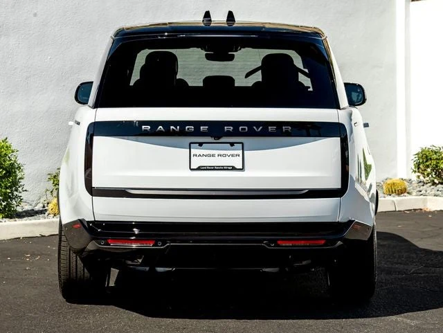 2026 Land Rover Range Rover SE (L460), 8/20