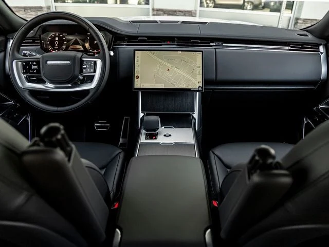 2026 Land Rover Range Rover SE (L460), 18/20